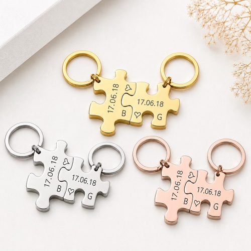 Páros puzzle kulcstartó – gravírozott névvel és dátummal
