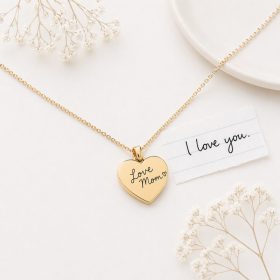   Egyedi szívmedálos nyaklánc saját kézírással gravírozva