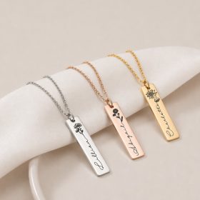 Gravírozott születési virág nyaklánc névvel